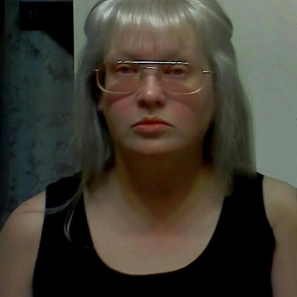 Meet your Posher, Kimberly a